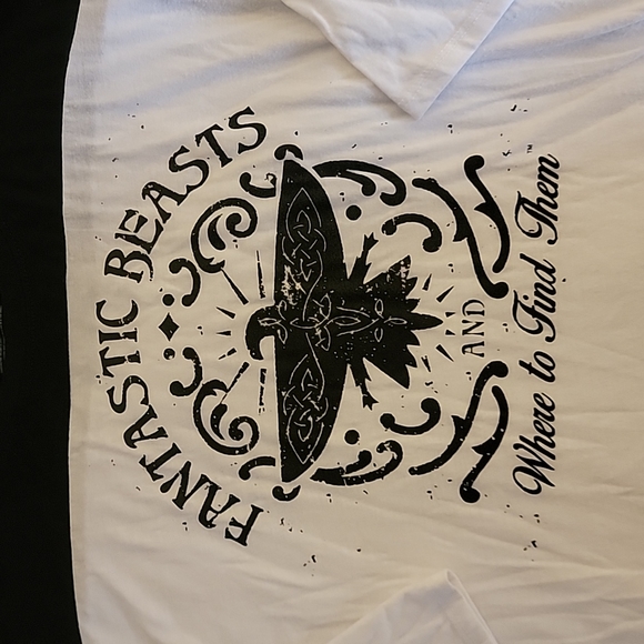 Fantastic beasts and where to find them tshirt - Picture 2 of 4